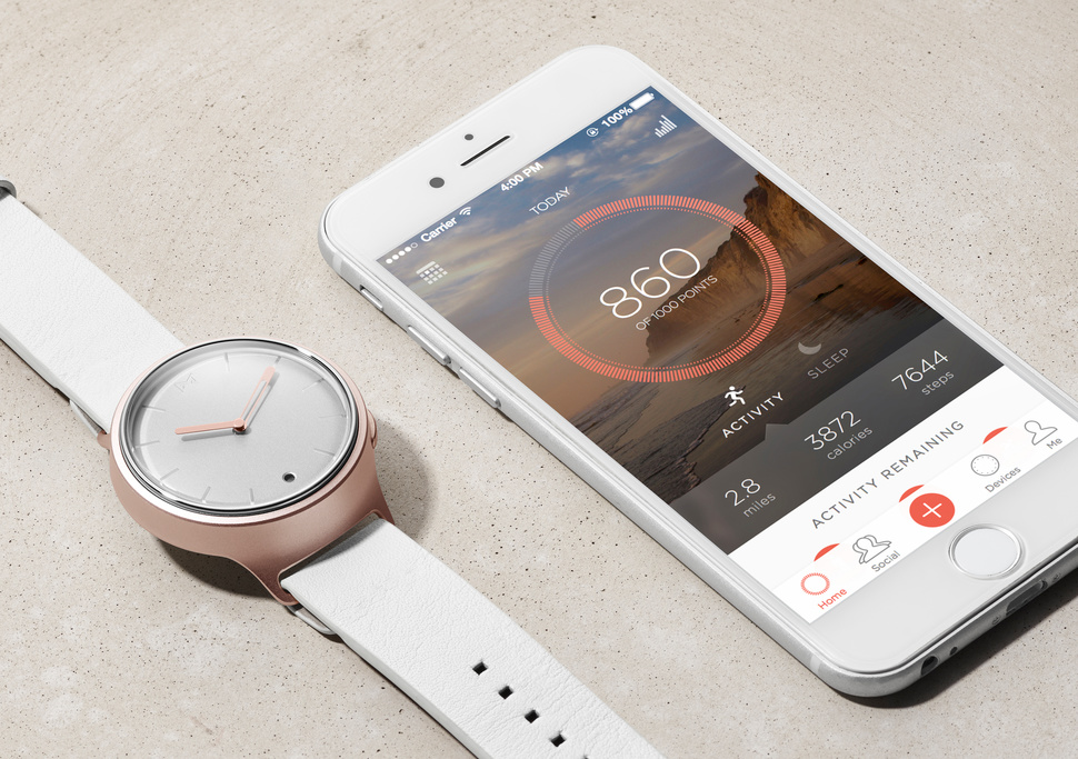 MisFit arrisca com seu smartwatch MisFit Phase Hybrid